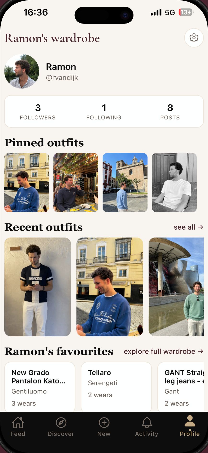 Loom: een profiel als garderobe, met vastgezette en recente outfits
